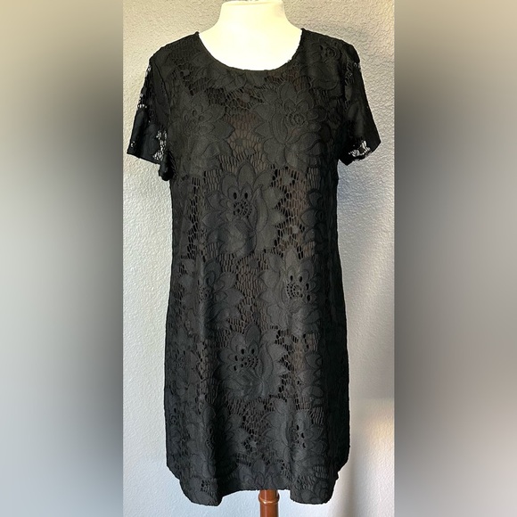 CeCe Women's Black Lace Dress Size 10” Fully Lined Short Sleeve - Picture 6 of 10